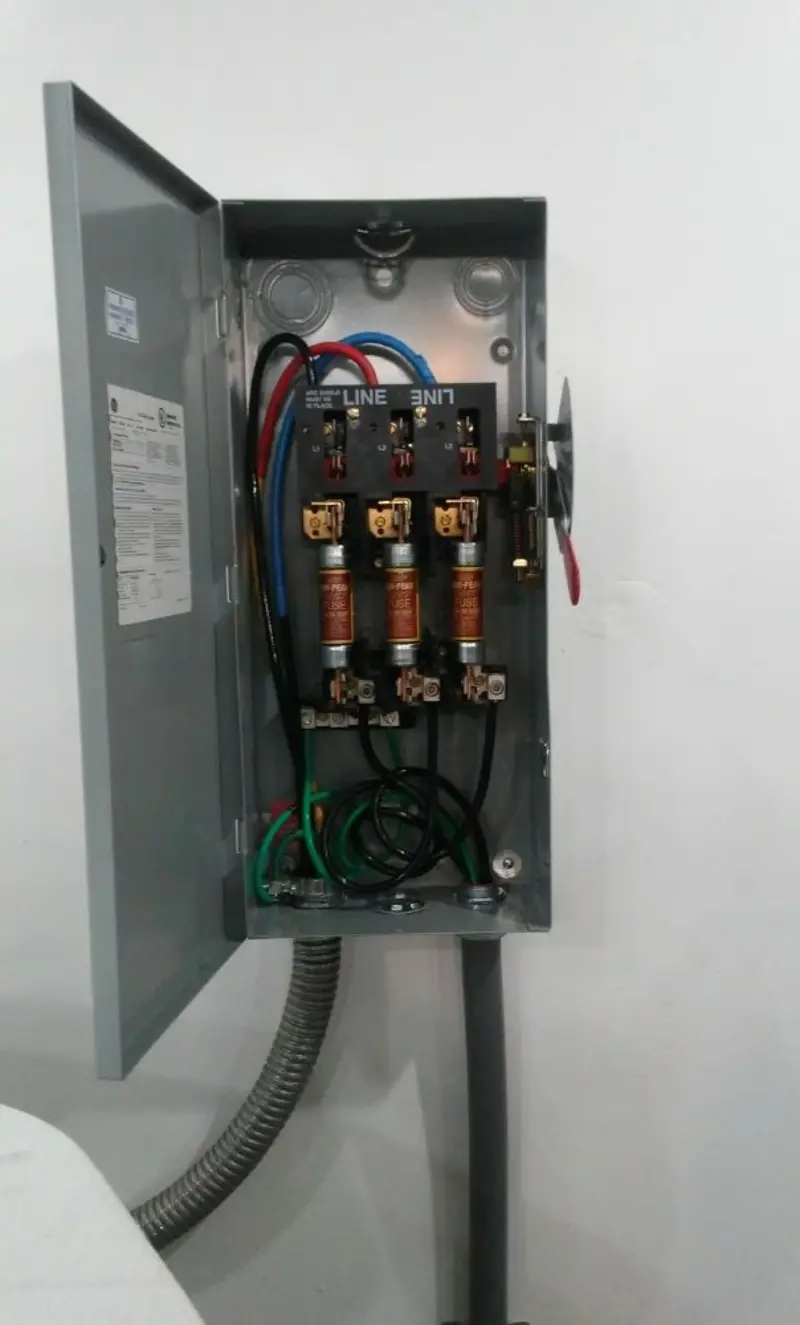 Three-phase disconnect switch installed for Electrical Wiring & Rewiring in Cody